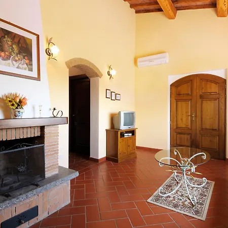 Le Capannacce Lantgård Cinigiano