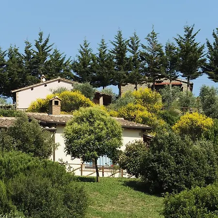 Lantgård Le Capannacce