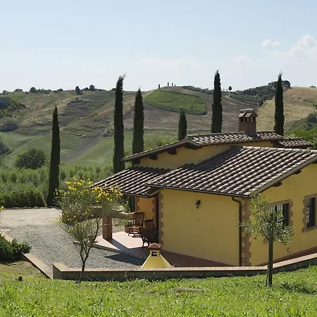 Le Capannacce Lantgård Cinigiano