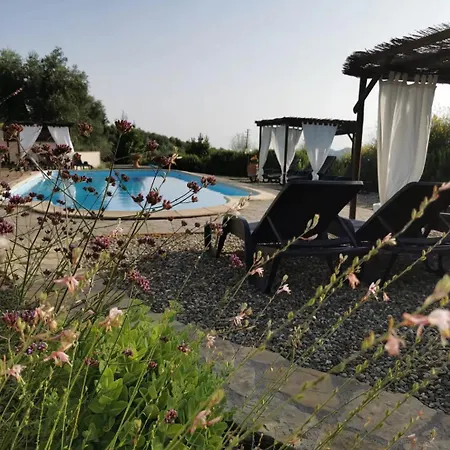 Le Capannacce Farm stay Cinigiano